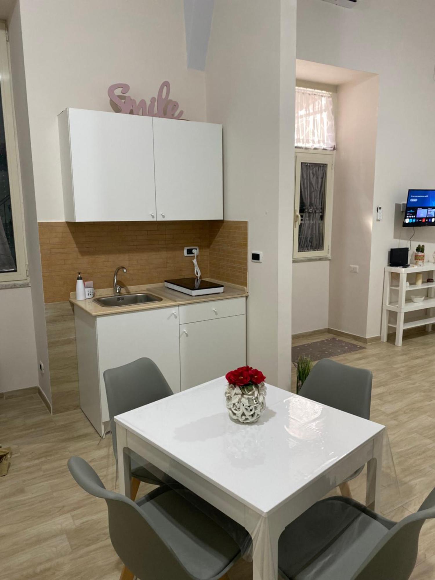 La Petite Maison Наполи Екстериор снимка