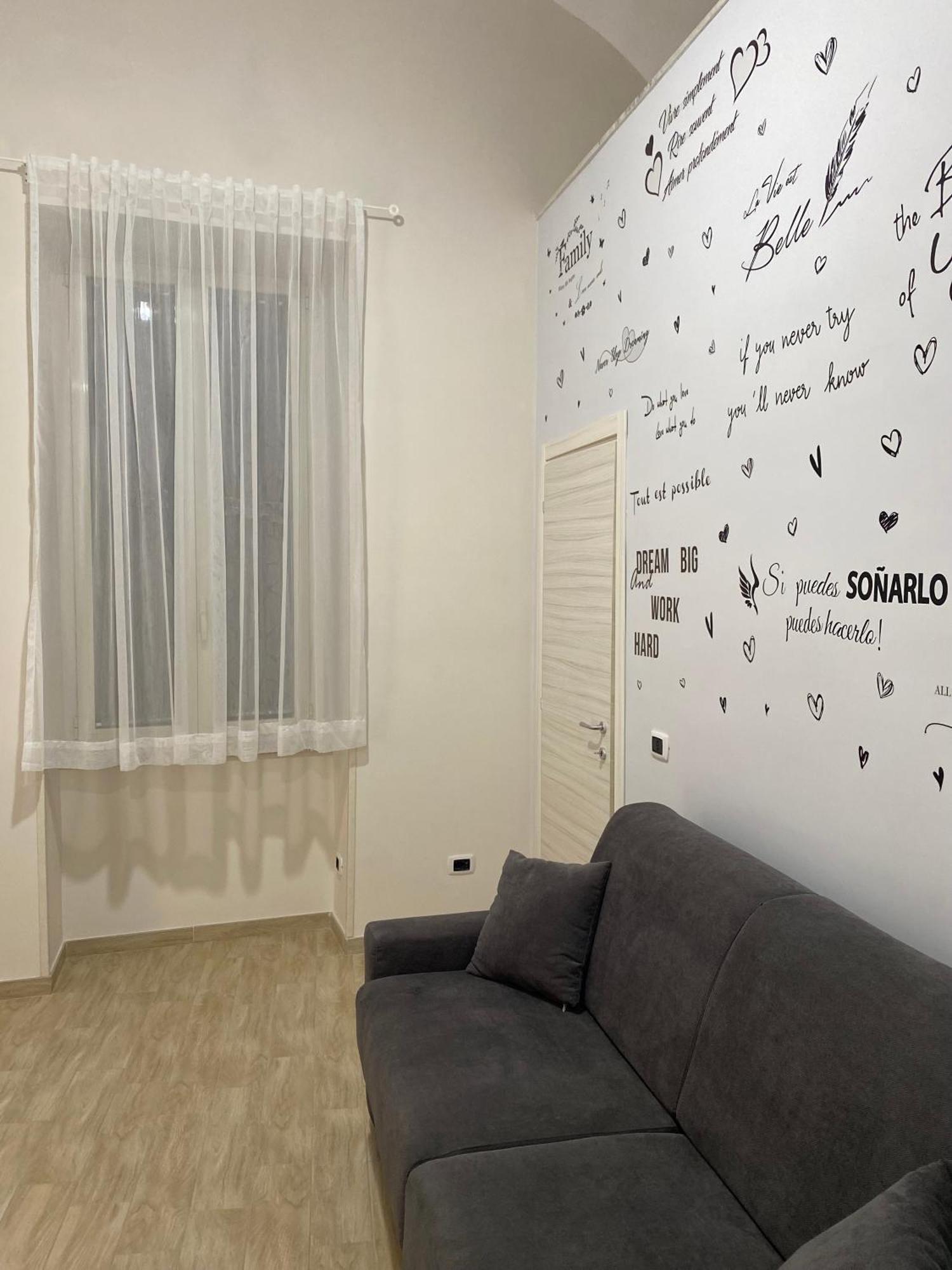 La Petite Maison Наполи Екстериор снимка
